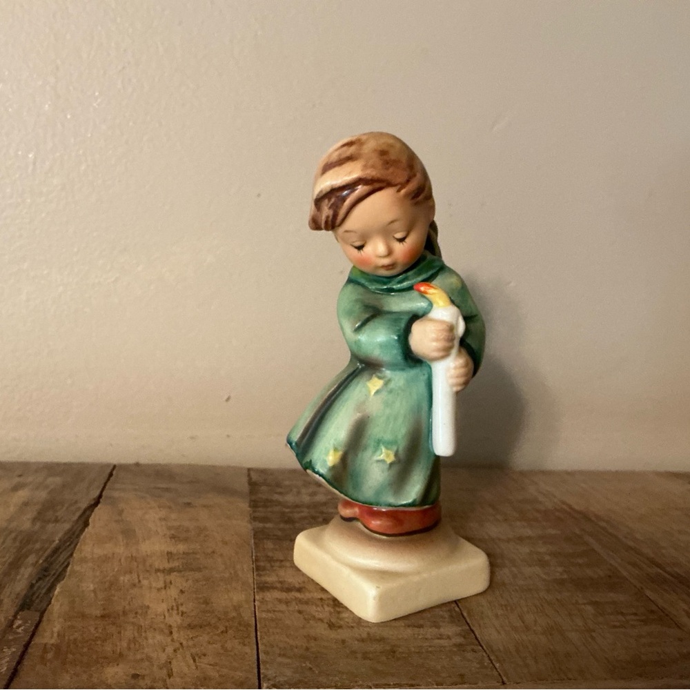 Heavenly Angel 4.5” SIGNED, Stylized Bee